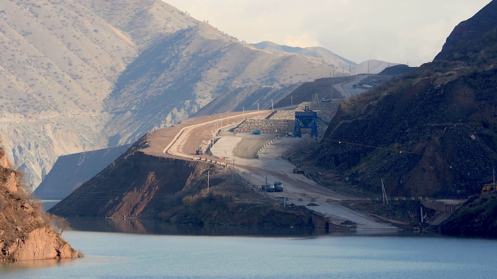 In a Foremost Reversal, the World Monetary establishment Is Backing Mega Dams